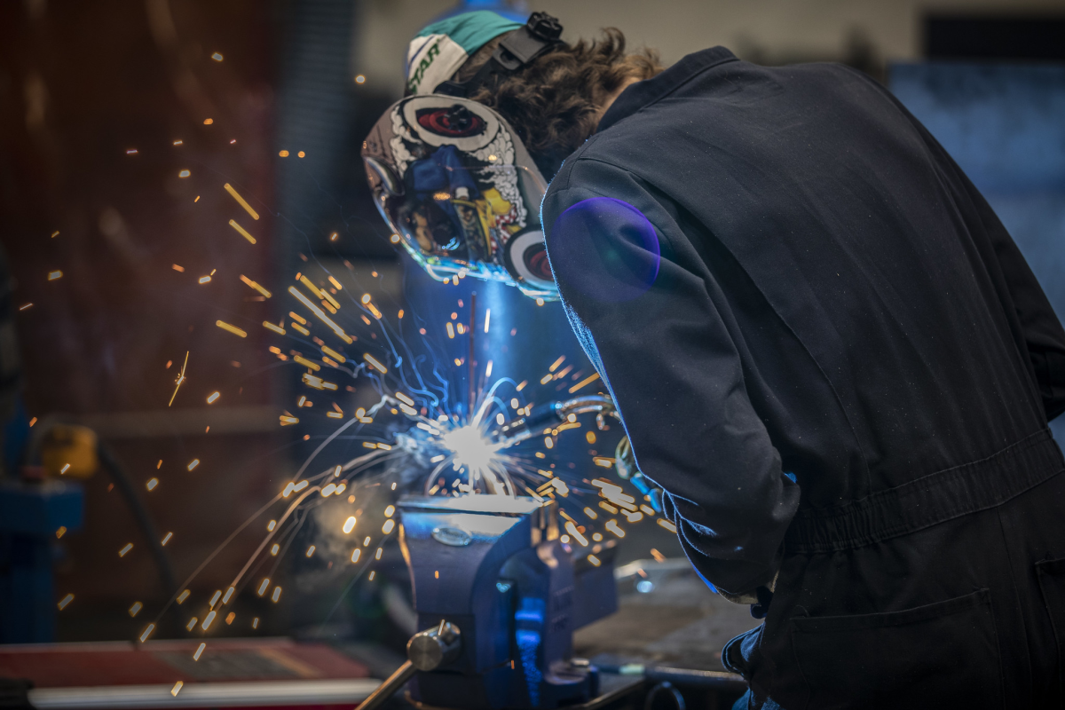 Welder Level B & A, Upgrading & Testing | Camosun College