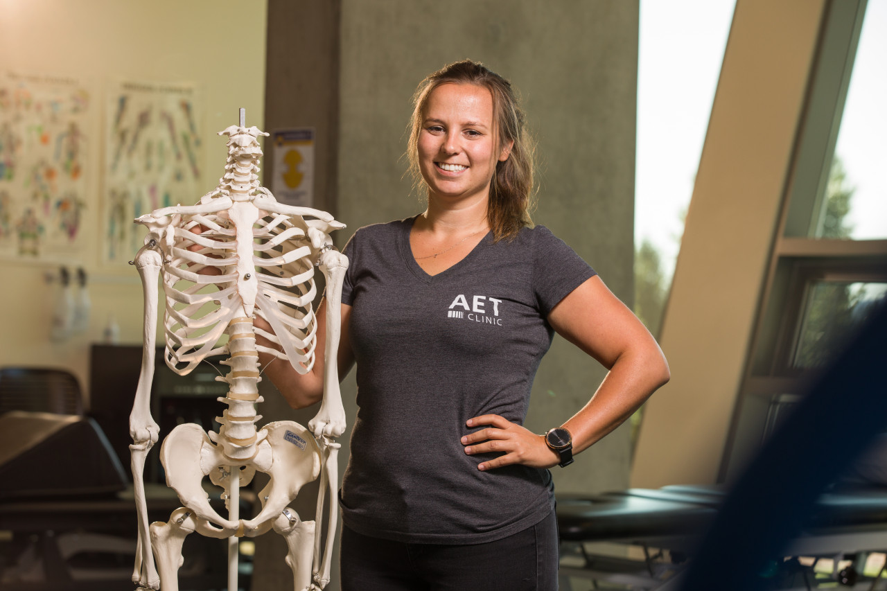 AET Clinic - Jamie and Skeleton