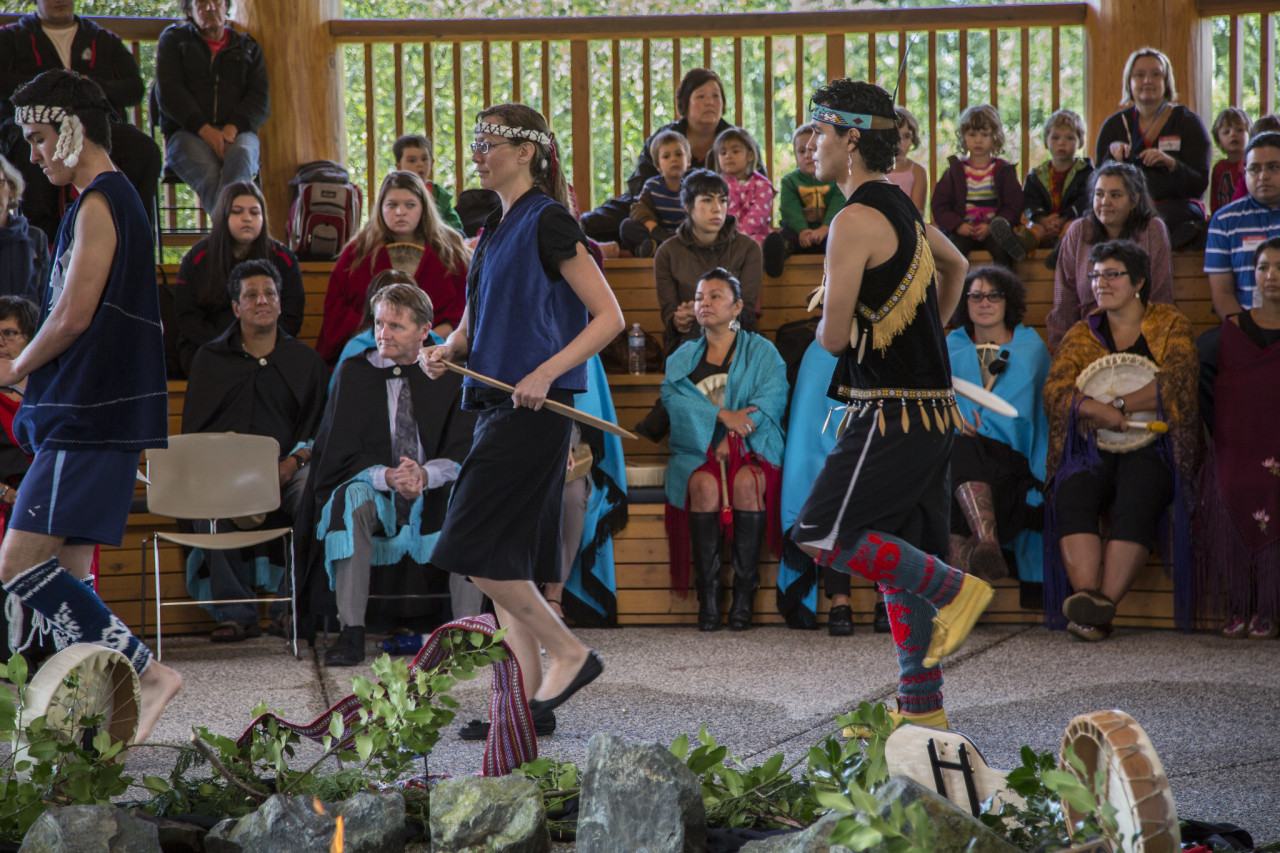 Indigenous students dancing in Na'tsa'maht