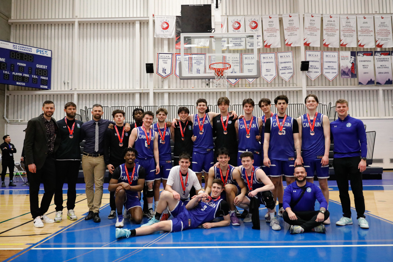 Chargers men's basketball team claims bronze at PACWEST Championship.